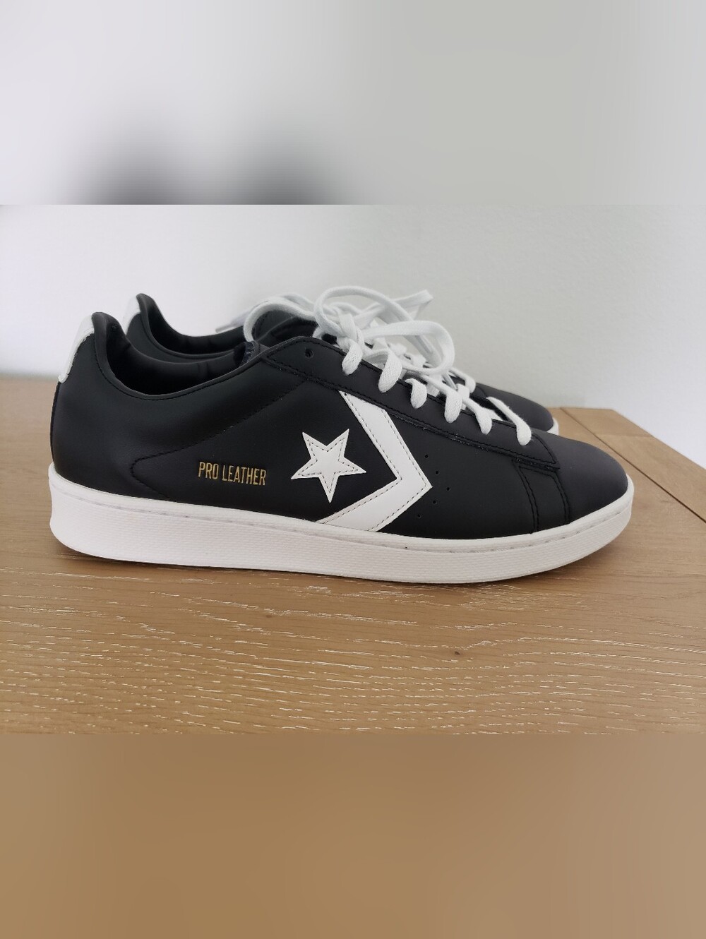Men's Converse Pro Leather Low Top Sneakers - Black & White - Picture 5 of 7